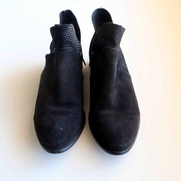 Seychelles Revolve Black Suede Leather Block Heel Ankle Boots / Booties Size 8.5 - Picture 9 of 12
